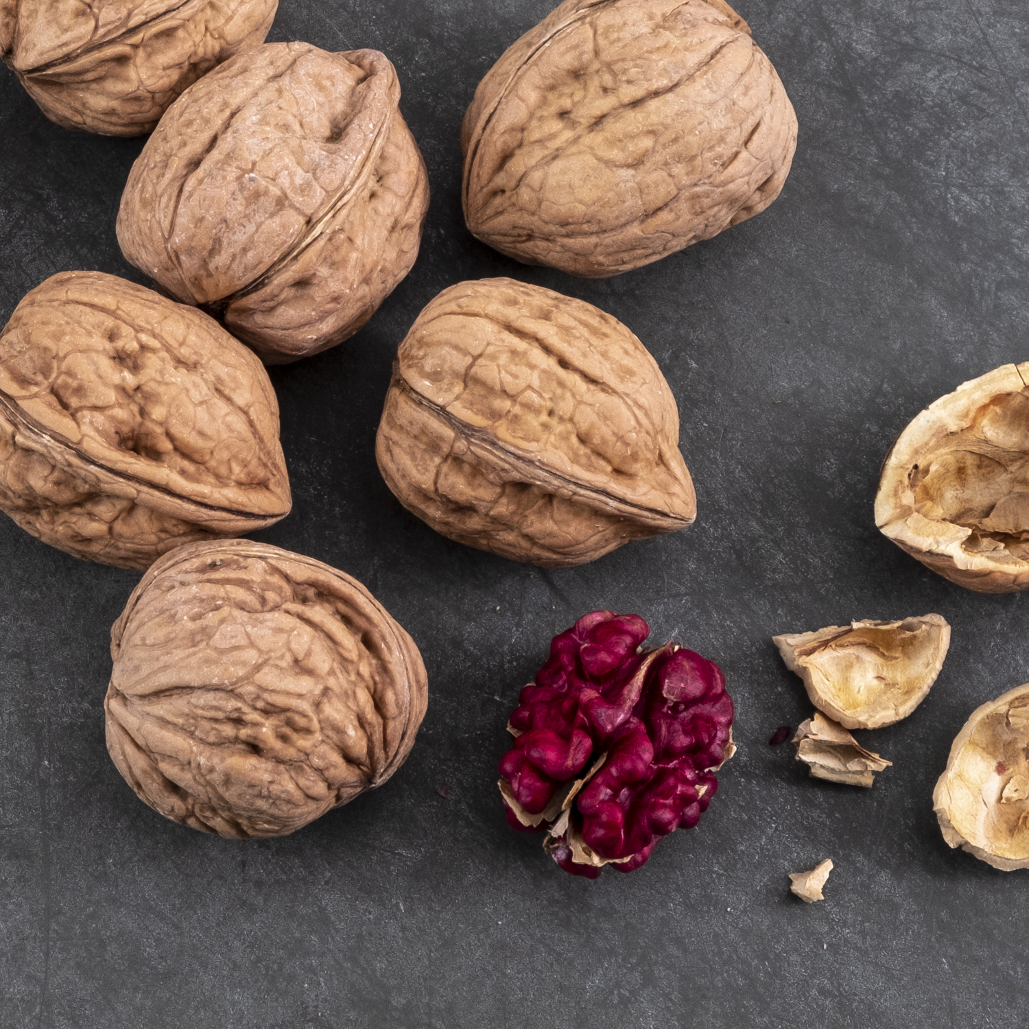 Walnuts “Rote Gublernuss” Switzerland